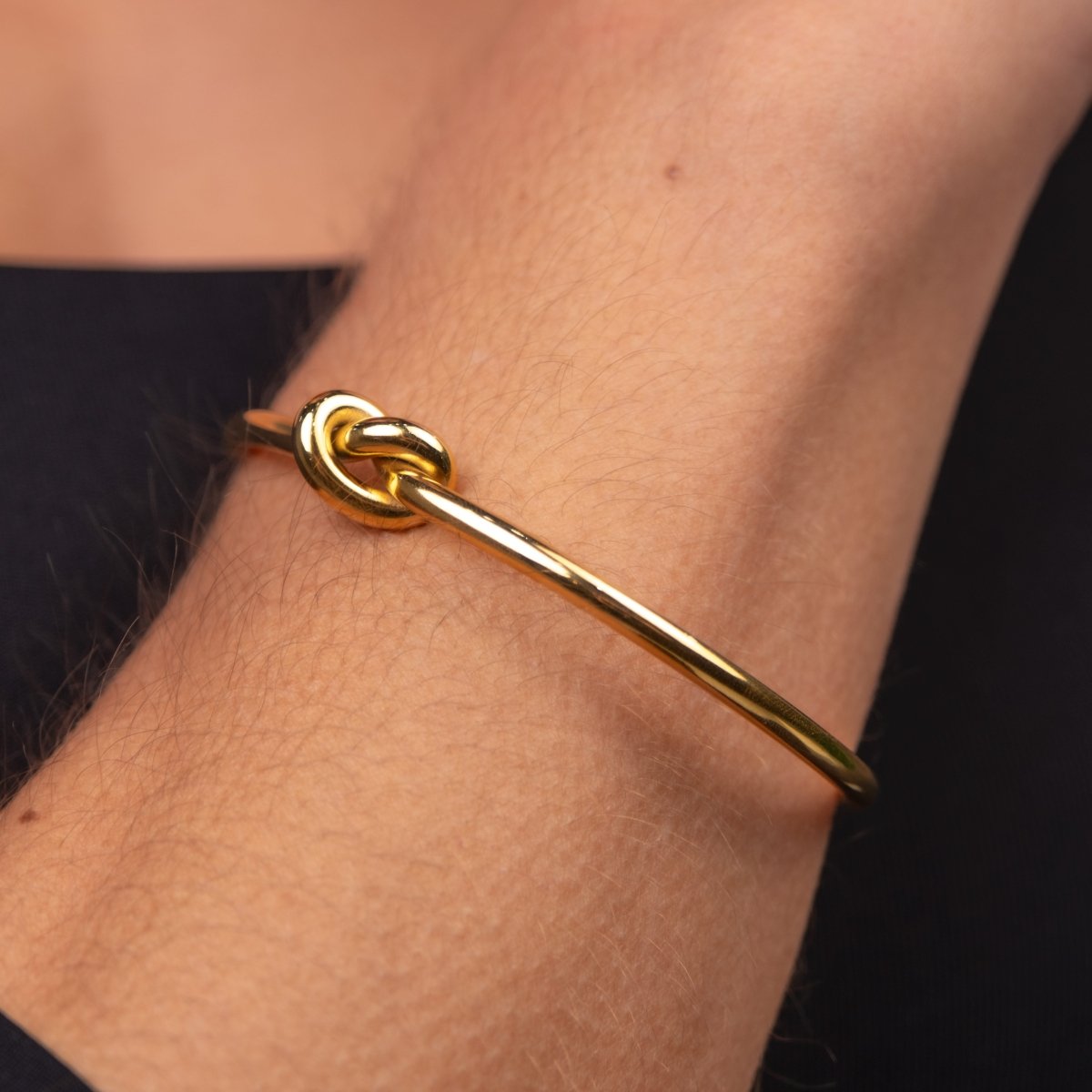 Center Knot Bracelet 18k Gold Plated