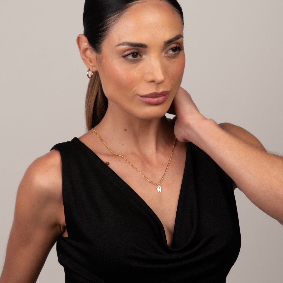 Chain Initial Letter Necklace – 18k Gold Plated