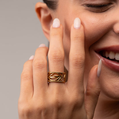 Botanical Adjustable Ring 18k Gold Plated