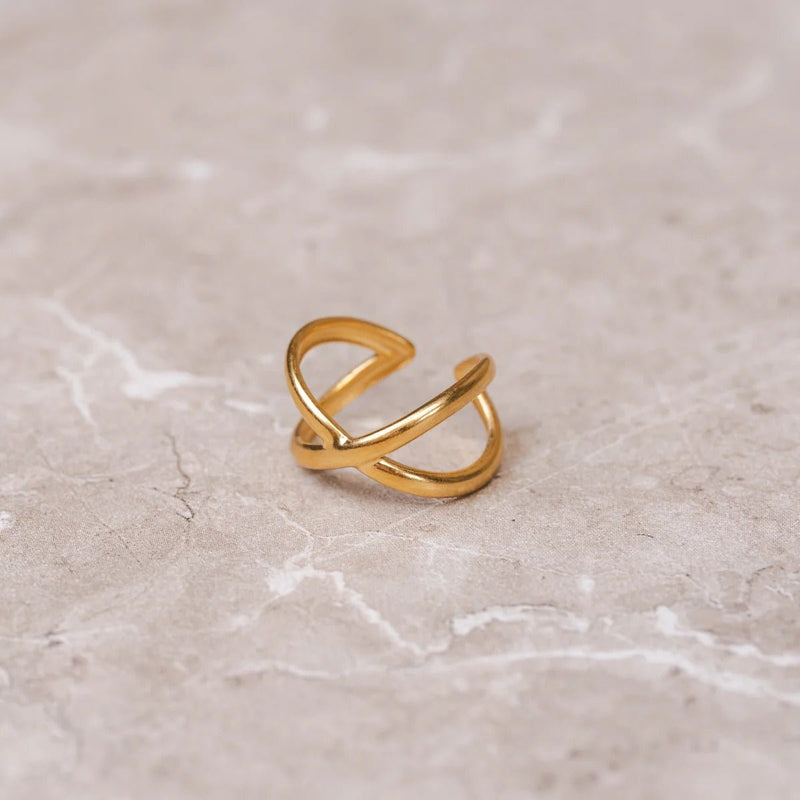 Minimal Crossover Adjustable Ring 18k Gold Plated