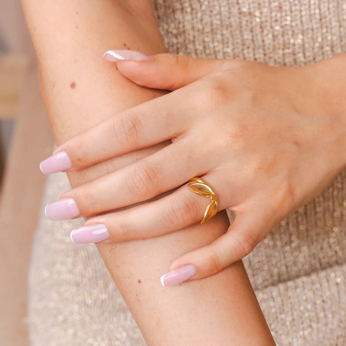 Leaves Adjustable Ring 18k Gold Plated