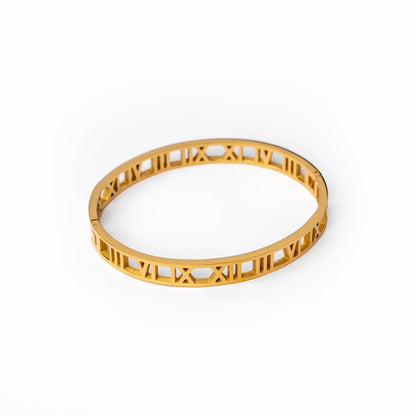 Roman Numeral Bracelet 18k Gold Plated