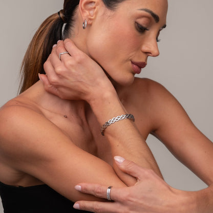 Blogger Cuff Bracelet – Silver