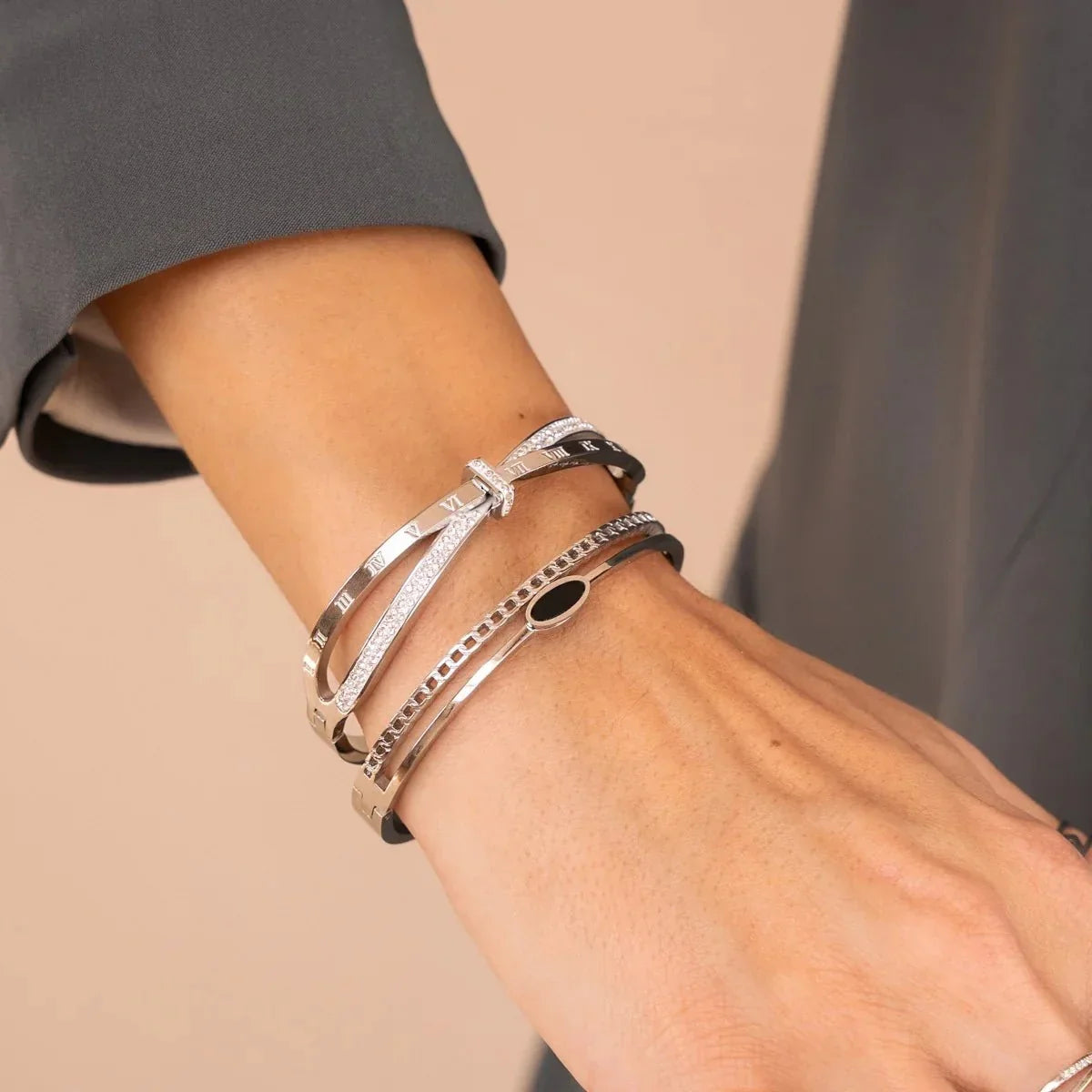 Onyx Layered Bangle - Silver