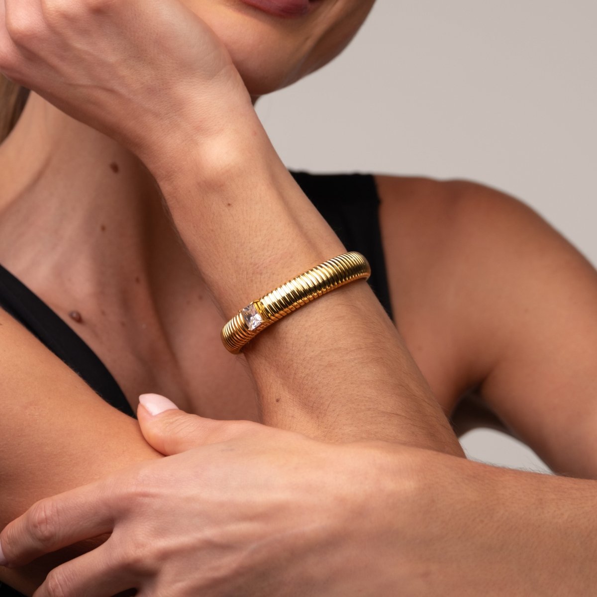 Capri Bangle Bracelet 18k Gold Plated
