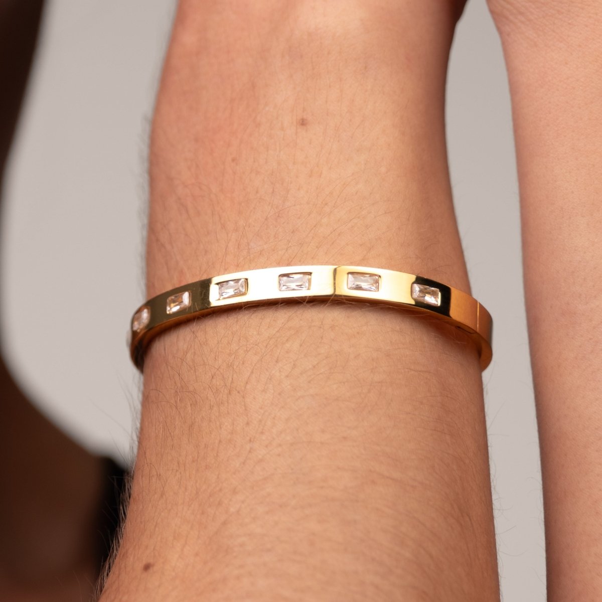 Carved Cuff Bracelet – 18k Gold Plated
