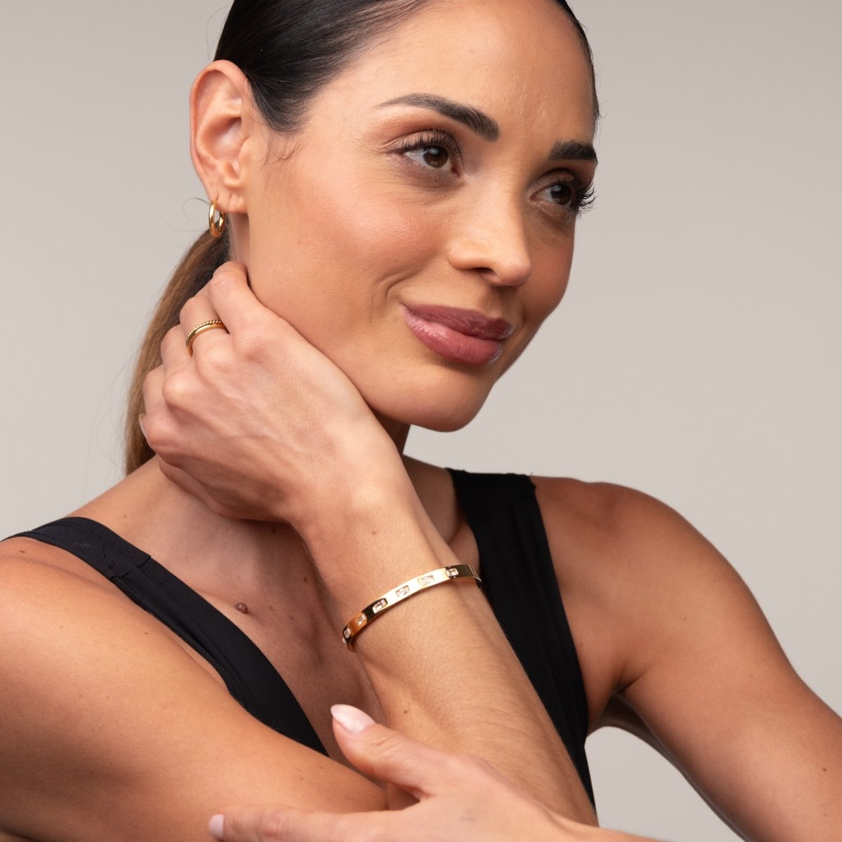 Carved Cuff Bracelet – 18k Gold Plated
