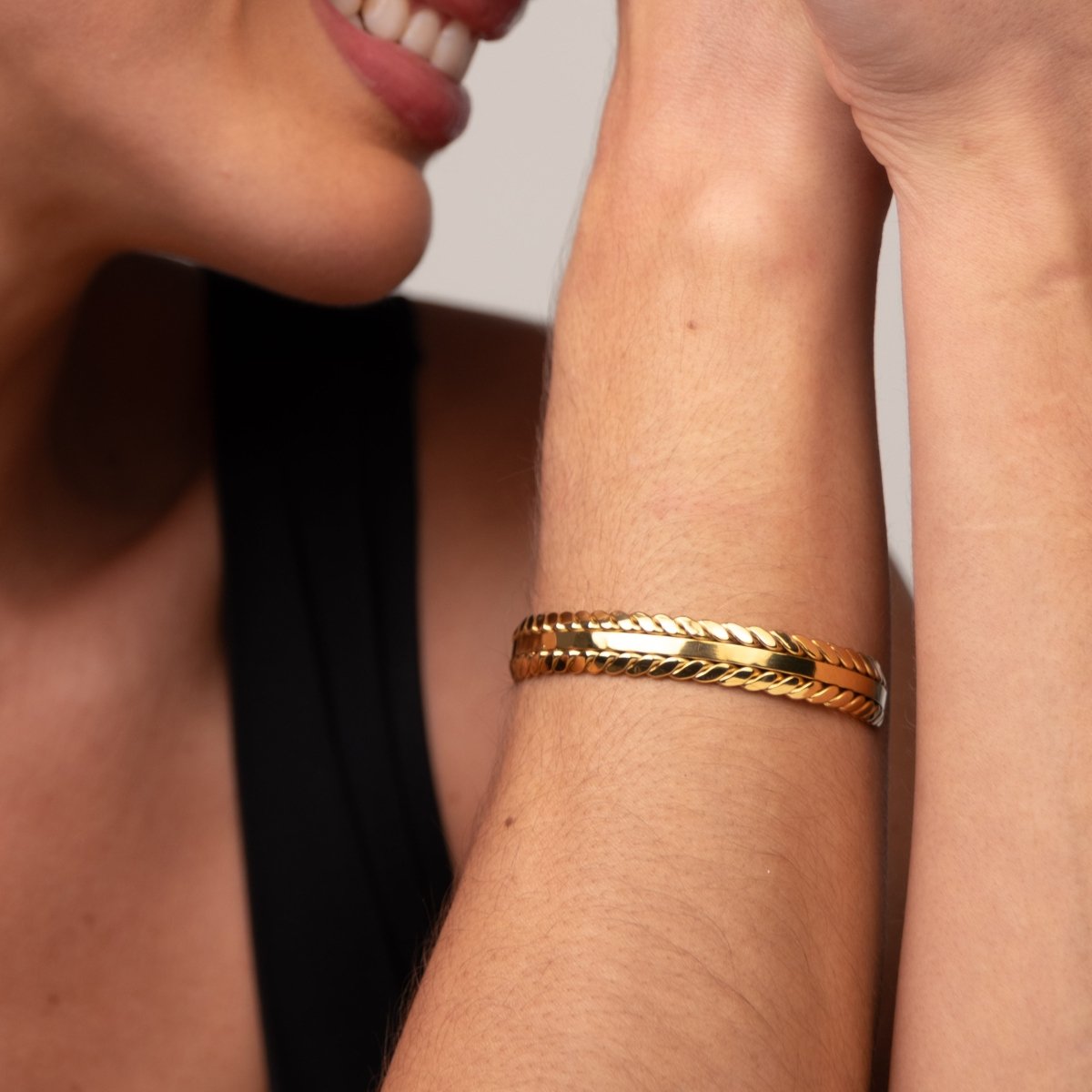 Golden Leaves Bracelet 18k Gold Plated