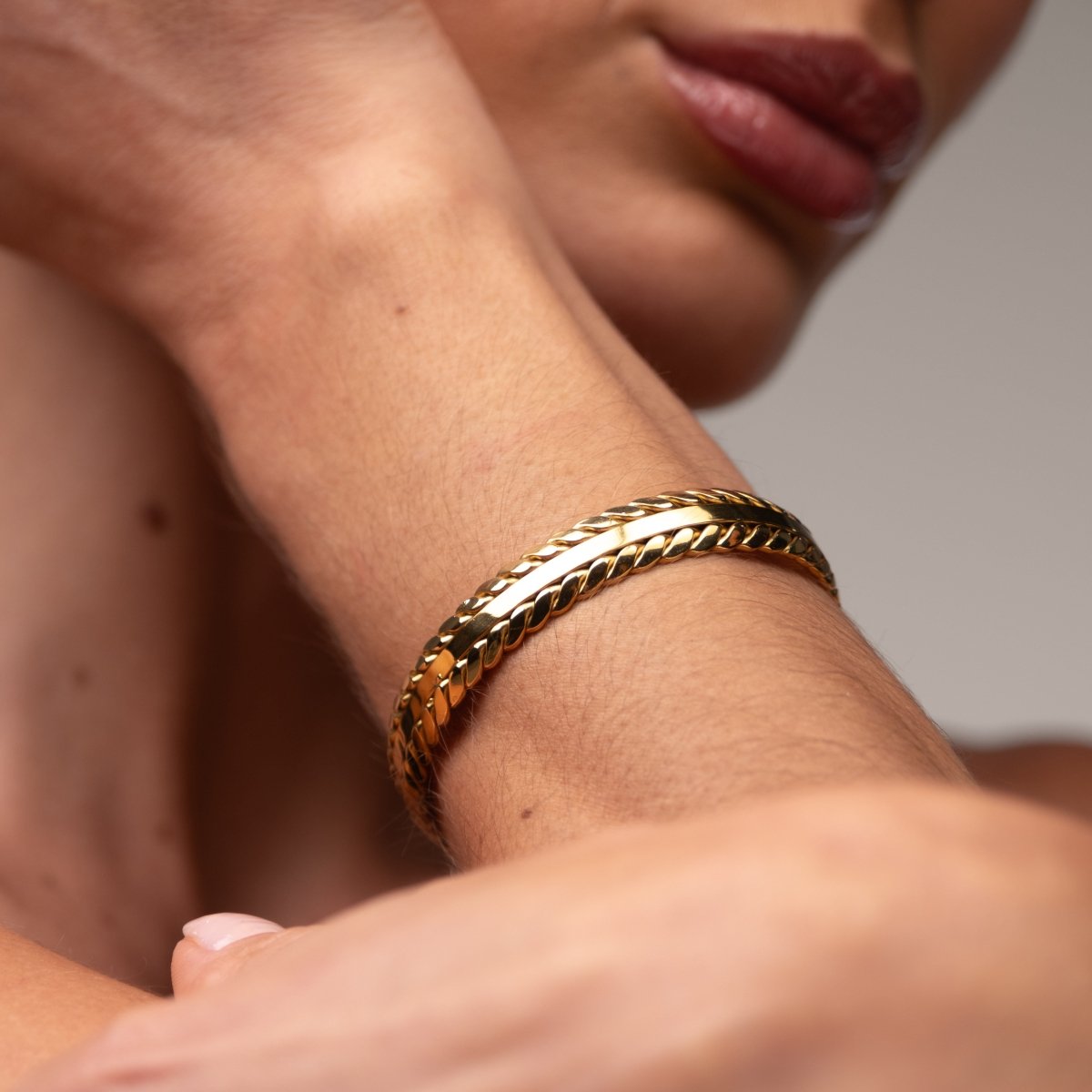 Golden Leaves Bracelet 18k Gold Plated