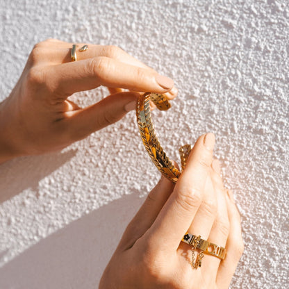 Golden Leaves Bracelet 18k Gold Plated