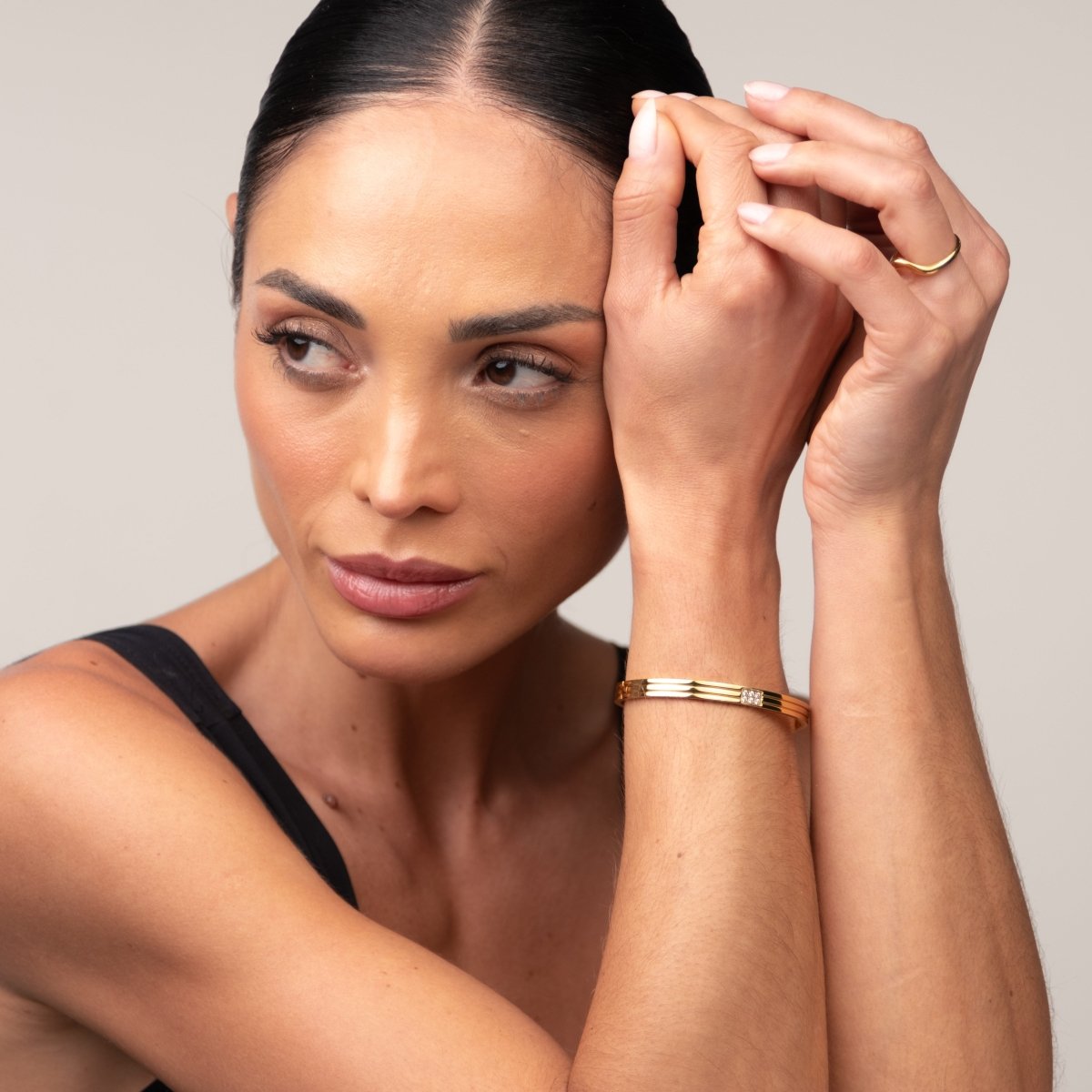 Hanna Bangle Bracelet 18k Gold Plated