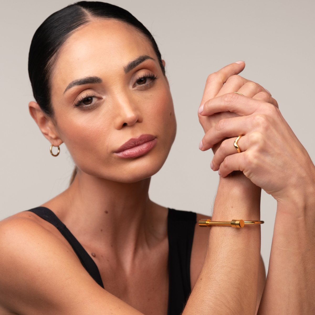 Screw Cuff Bracelet 18k Gold Plated