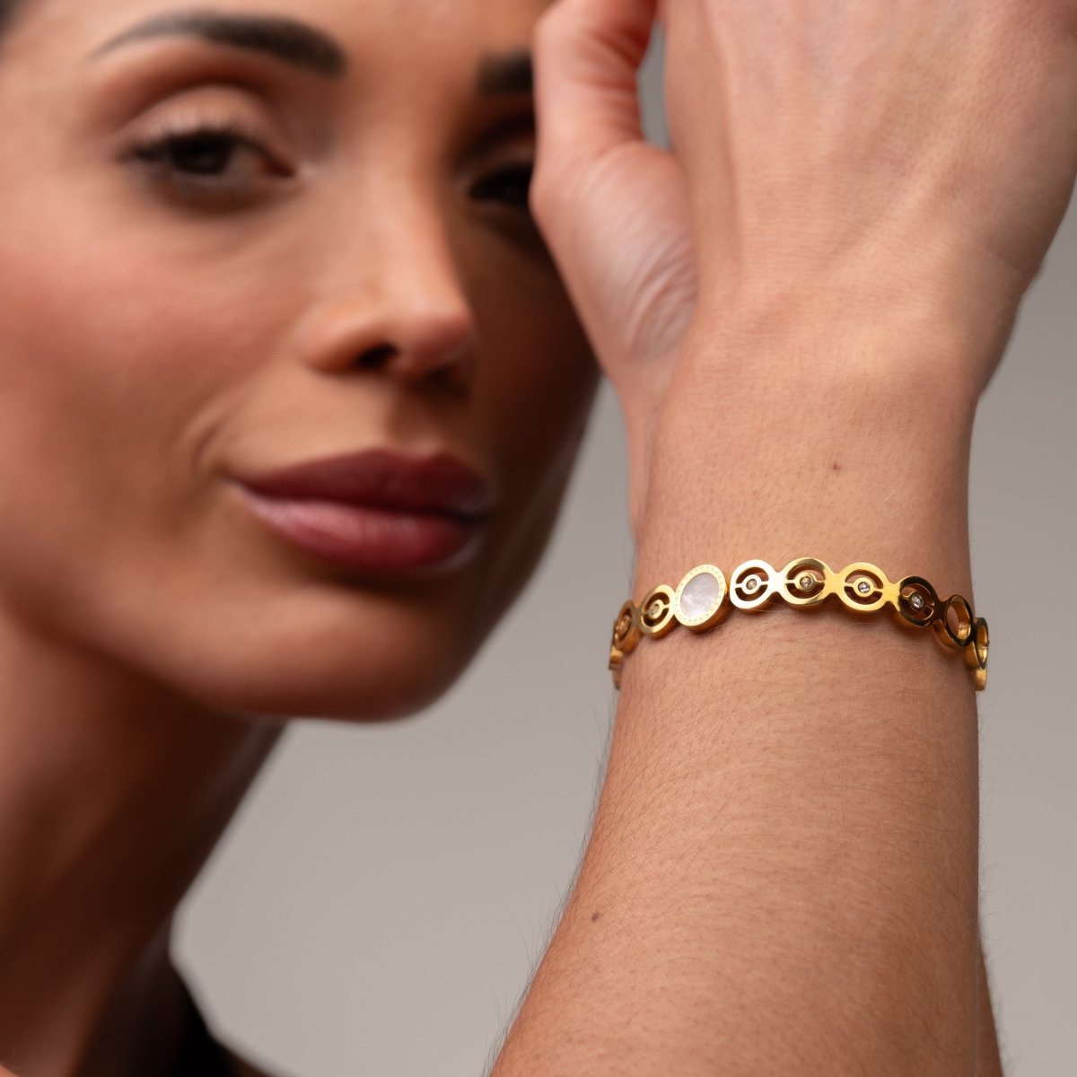 Olivia Zirconia Cuff Bracelet 18k Gold Plated