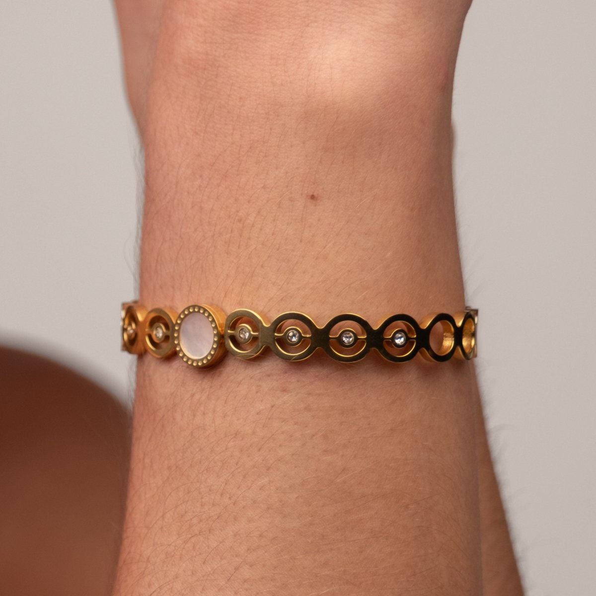 Olivia Zirconia Cuff Bracelet 18k Gold Plated