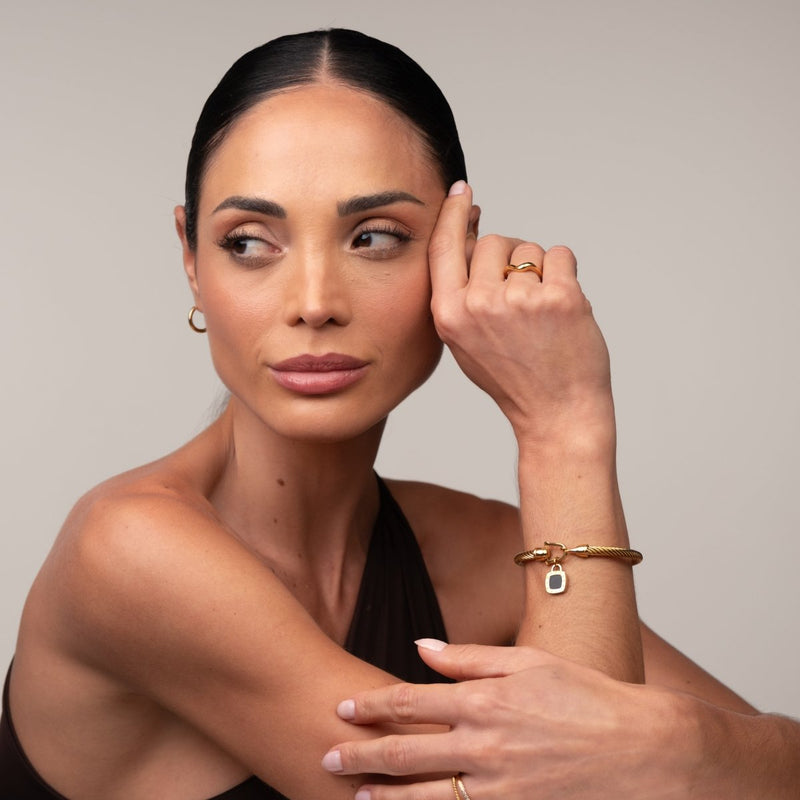 Square Onyx Pendant Cuff Bracelet – 18k Gold Plated