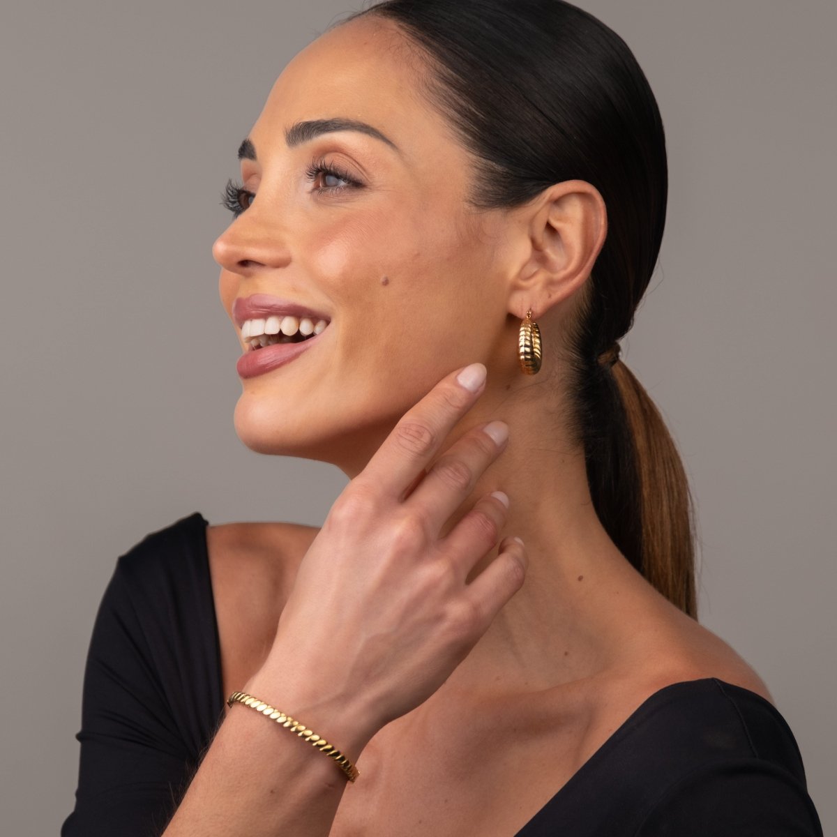 Pisa Cuff Bracelet – 18k Gold Plated