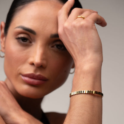 Ripple Bangle - 18k Gold Plated