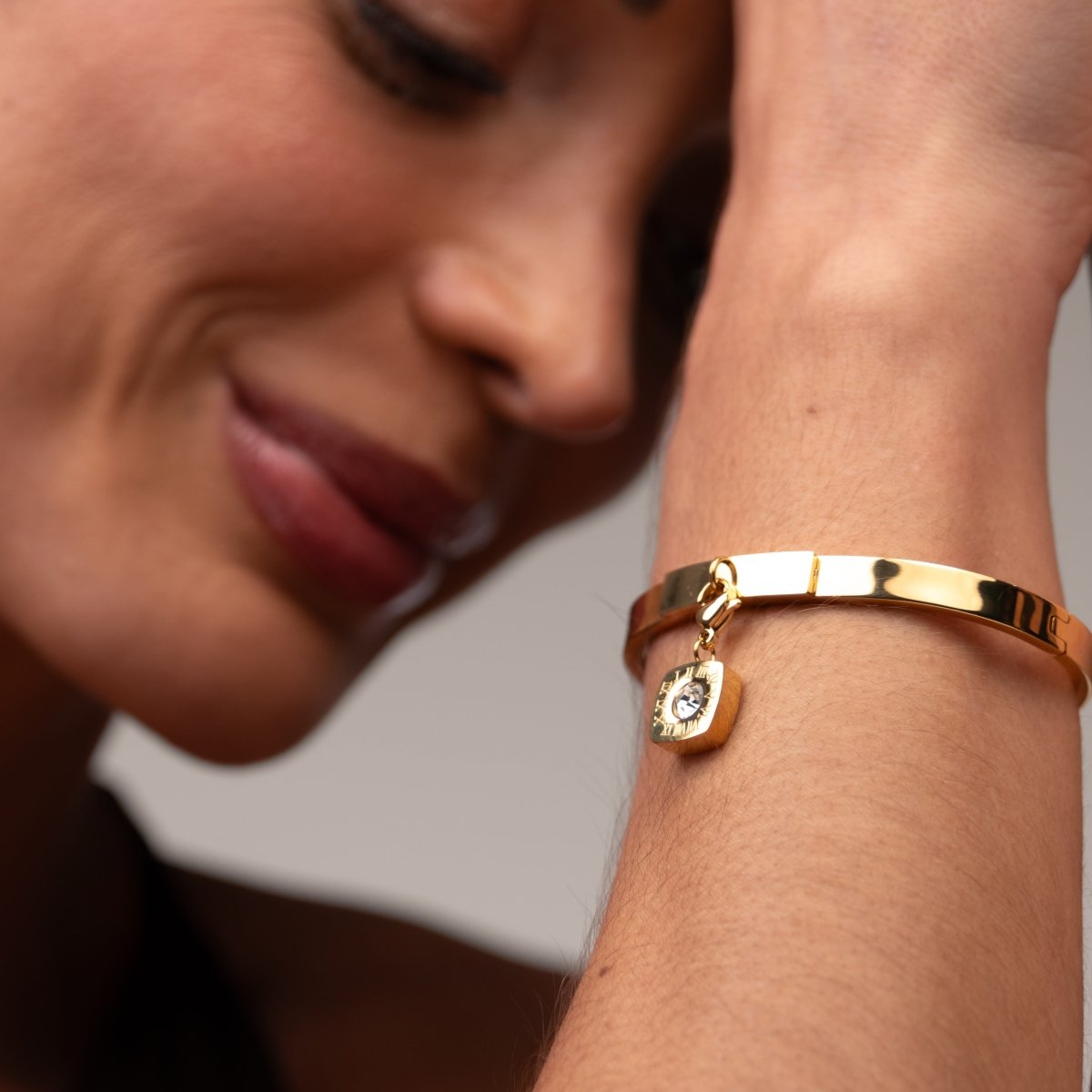 Square Charm Bangle - 18k Gold Plated