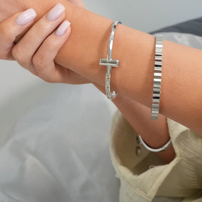 T-Bar Elegance Bangle - Silver
