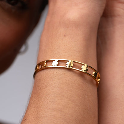 Openwork Clover Bangle - 18k Gold Plated