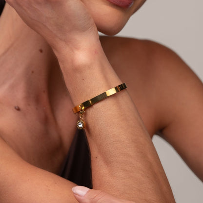 Uniq Bracelet 18k Gold Plated