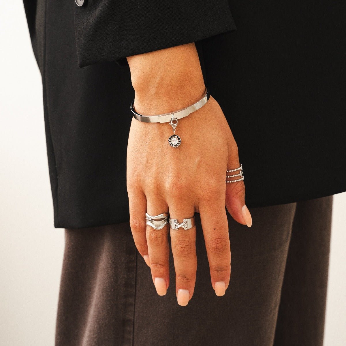 Uniq Cuff Bracelet - Silver