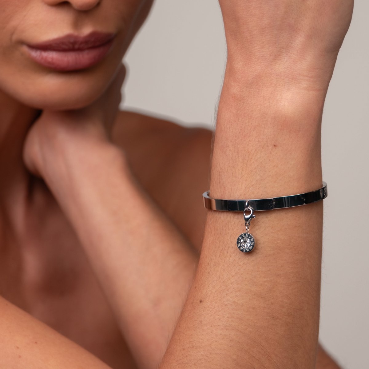 Uniq Cuff Bracelet - Silver