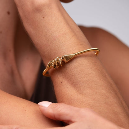 Wave Bracelet 18k Gold Plated