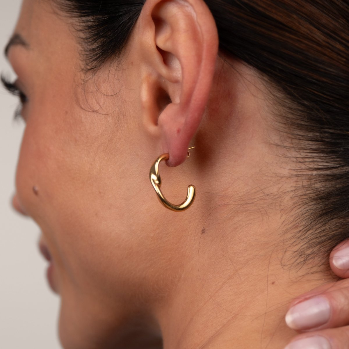 Luci Hoop Earrings 18k Gold Plated