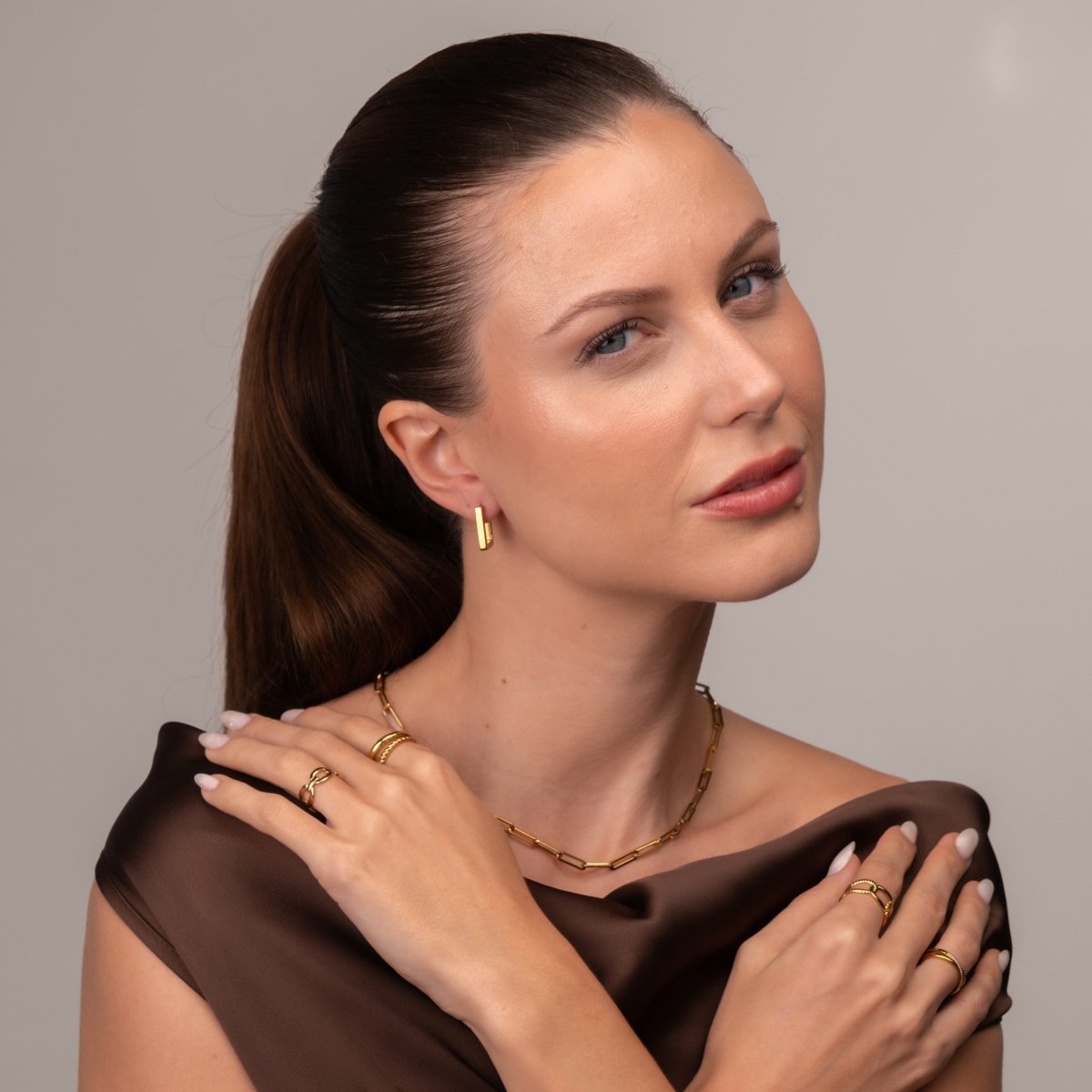 Leonor Square Hoop Earrings 18k Gold Plated