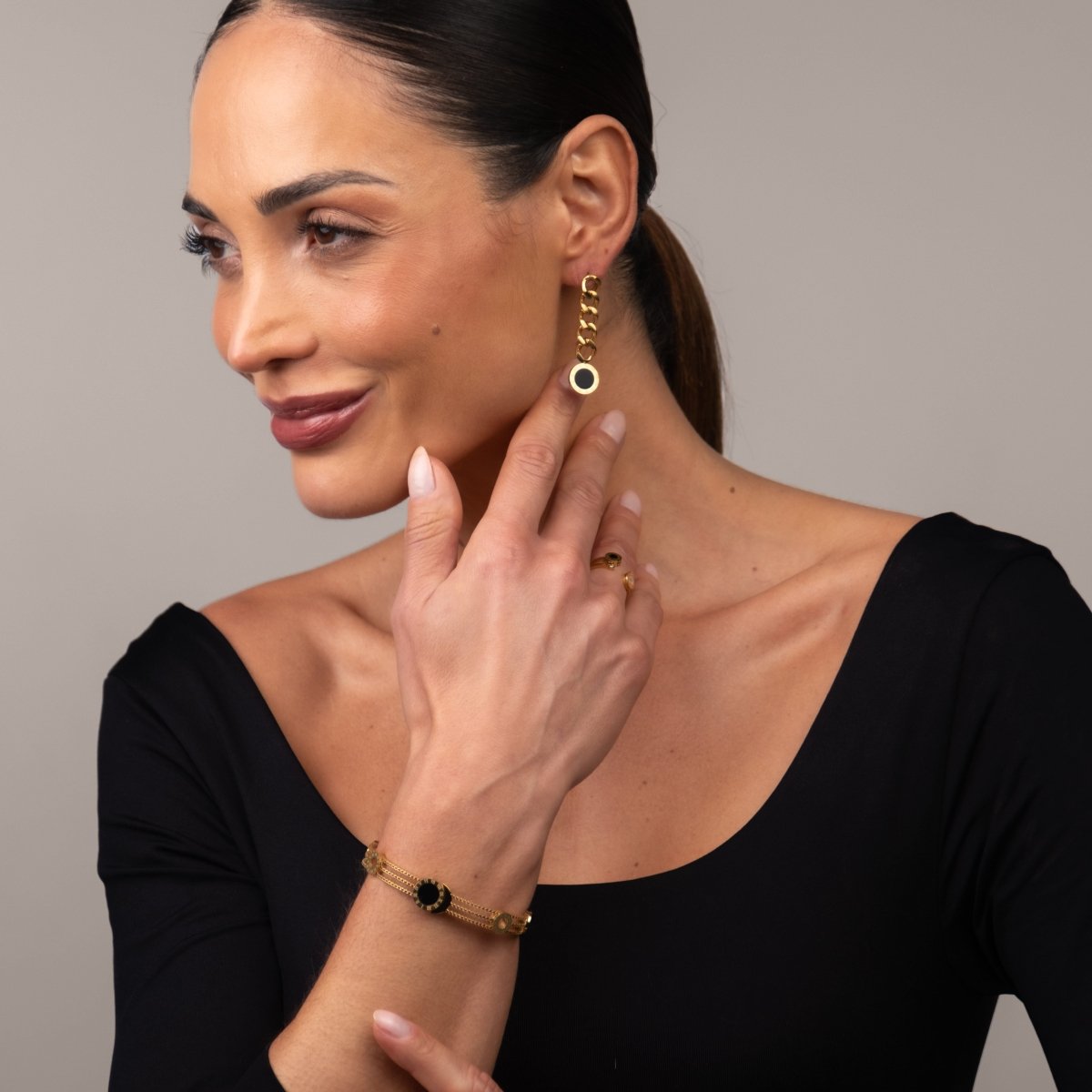 Glamour Onyx Stone Chain Earrings 18k Gold Plated