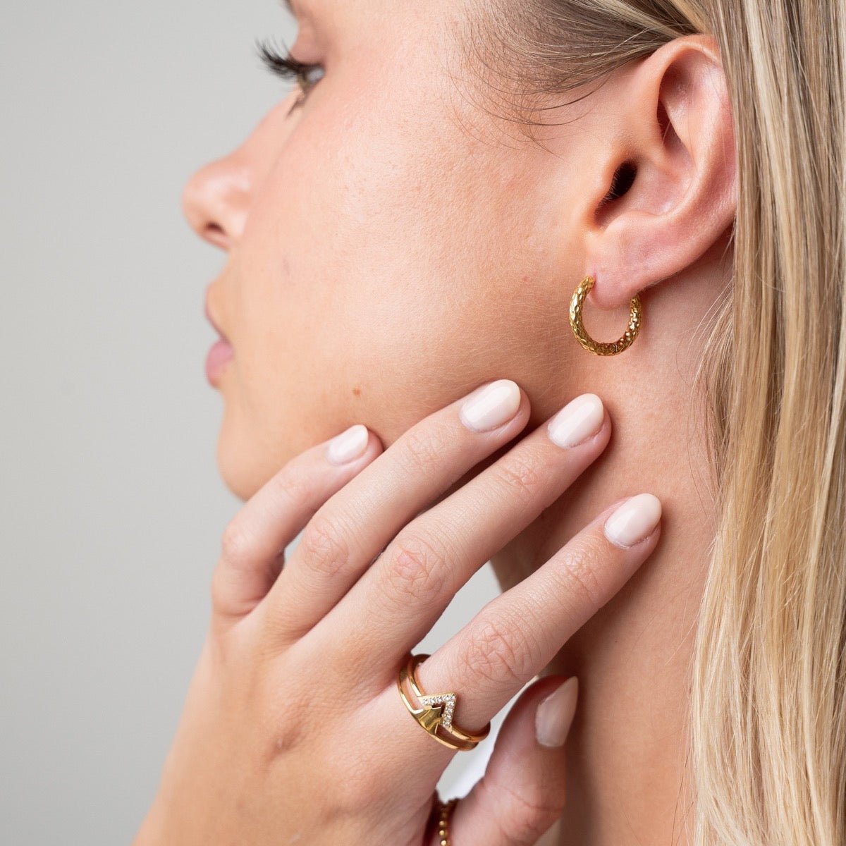 Textured Hoop Earrings 18k Gold Plated