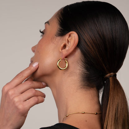 Lele Tube Hoop Earrings Medium 18k Gold Plated