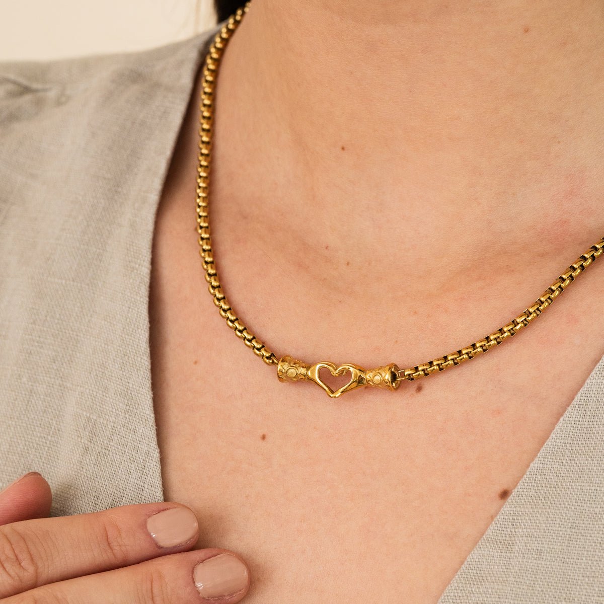 Amavi Necklace - 18k Gold Plated