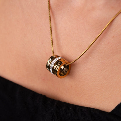 Triple Ring Roman Numeral Necklace – 18k Gold Plated