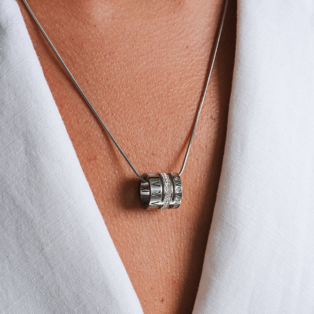 Triple Ring Roman Numeral Necklace – Silver