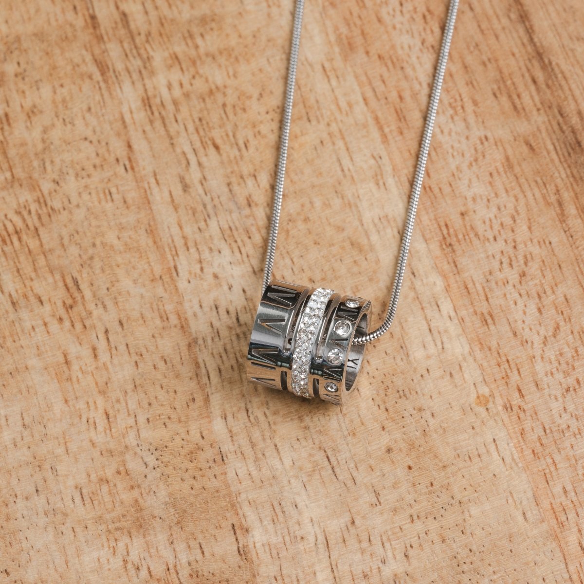 Triple Ring Roman Numeral Necklace – Silver