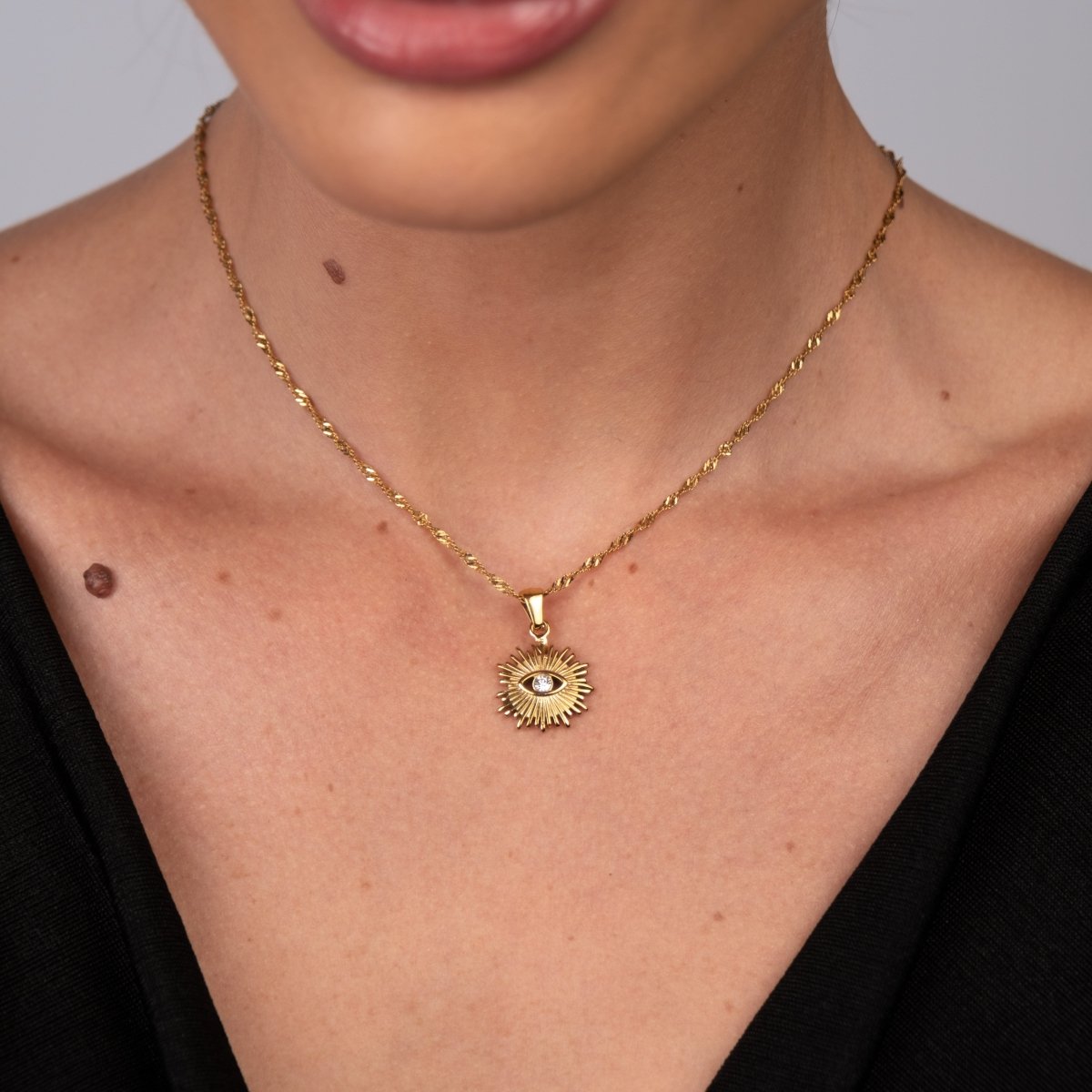 Eye Necklace - 18k Gold Plated