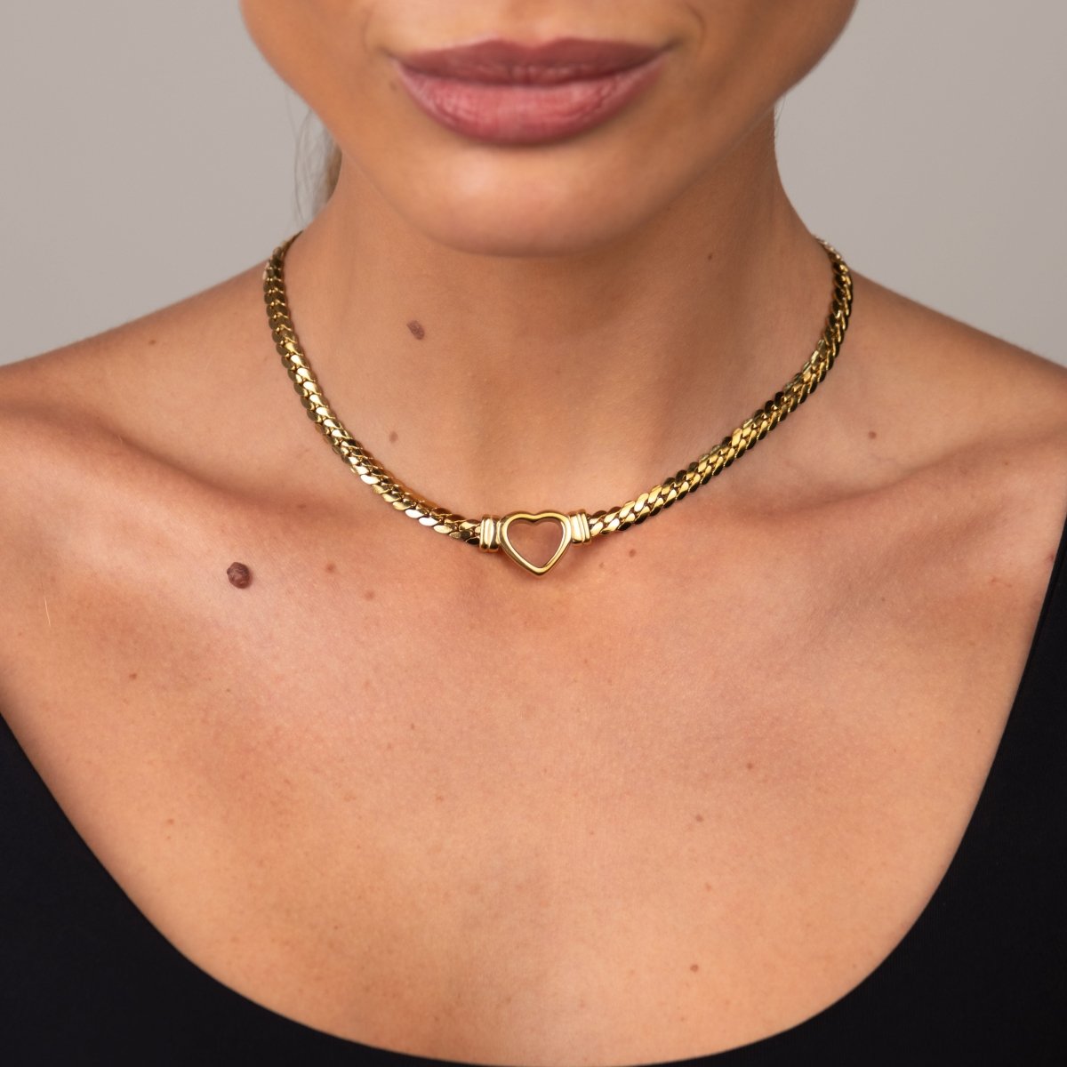 Minimalist Heart Choker Necklace 18k Gold Plated