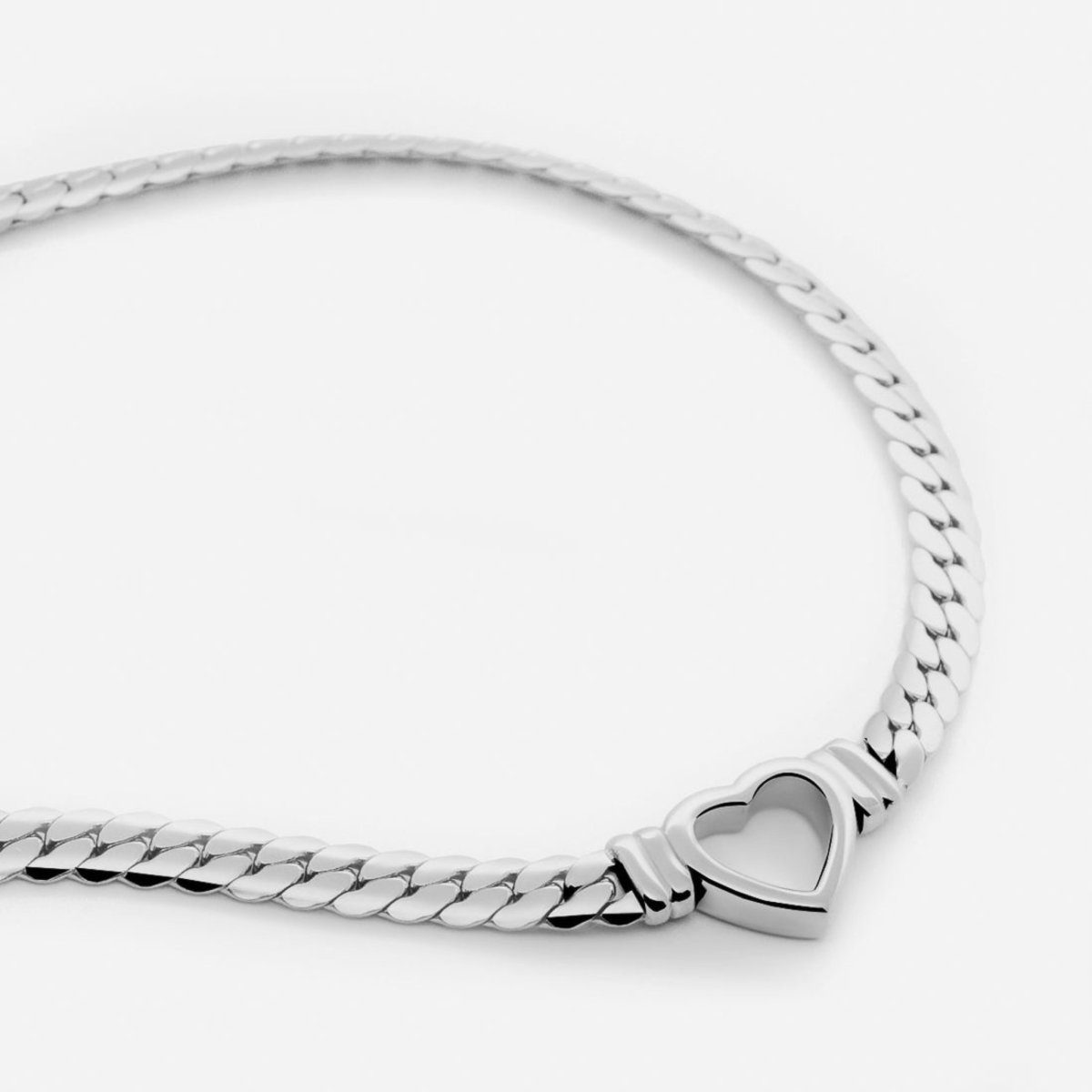 Minimalist Heart Choker Necklace 18k Gold Plated - Silver