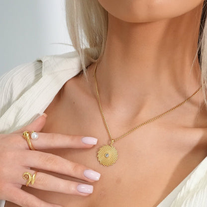 Glow Necklace - 18k Gold Plated