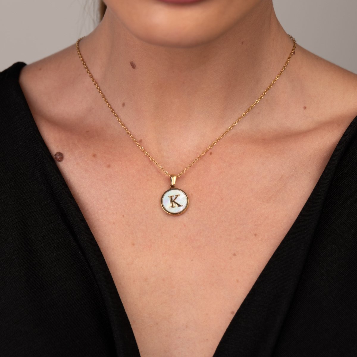 Marble Initial Letter Necklace – 18k Gold Plated