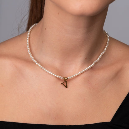 Pearl Initial Letter Necklace – 18k Gold Plated