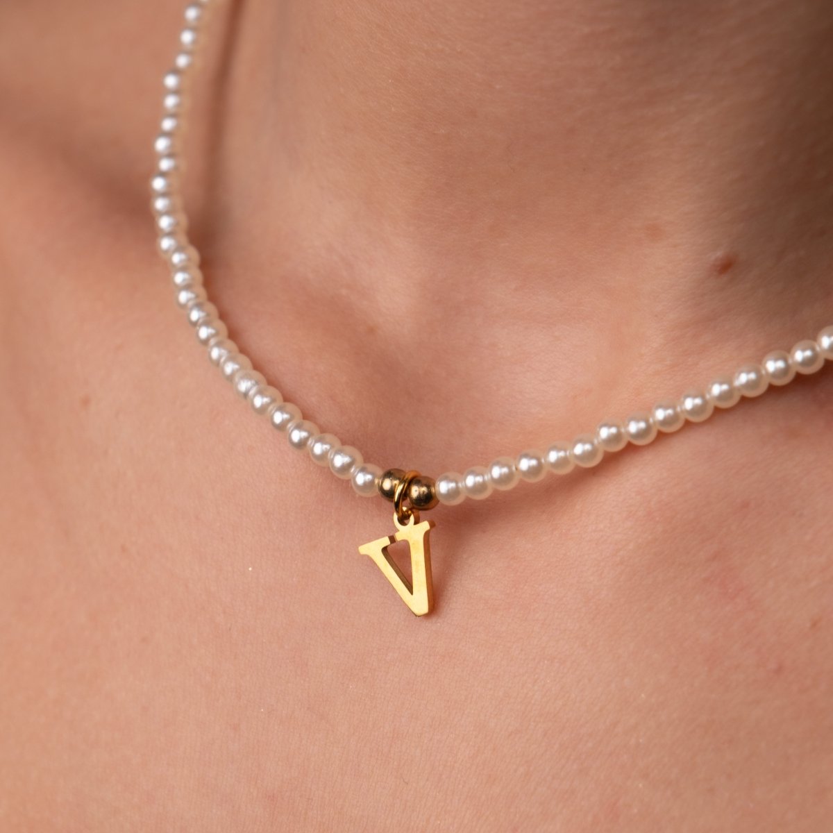 Pearl Initial Letter Necklace – 18k Gold Plated
