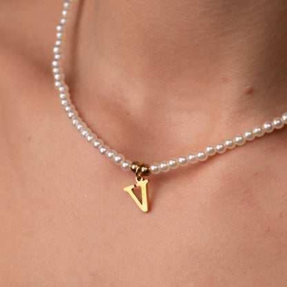 Pearl Initial Letter Necklace – 18k Gold Plated