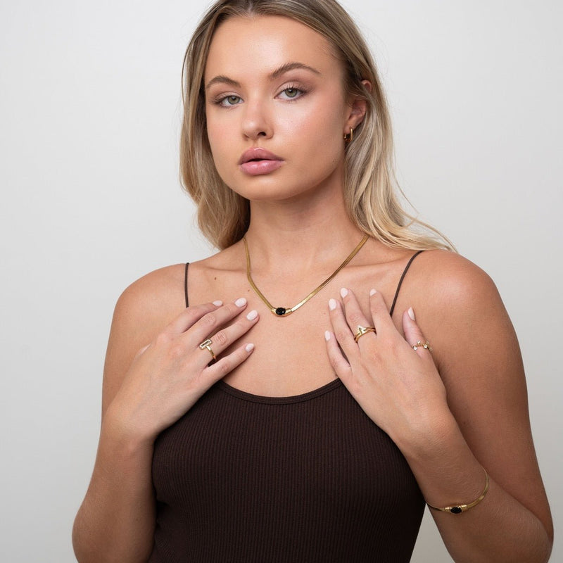 Onyx Stone Mesh Necklace 18k Gold Plated
