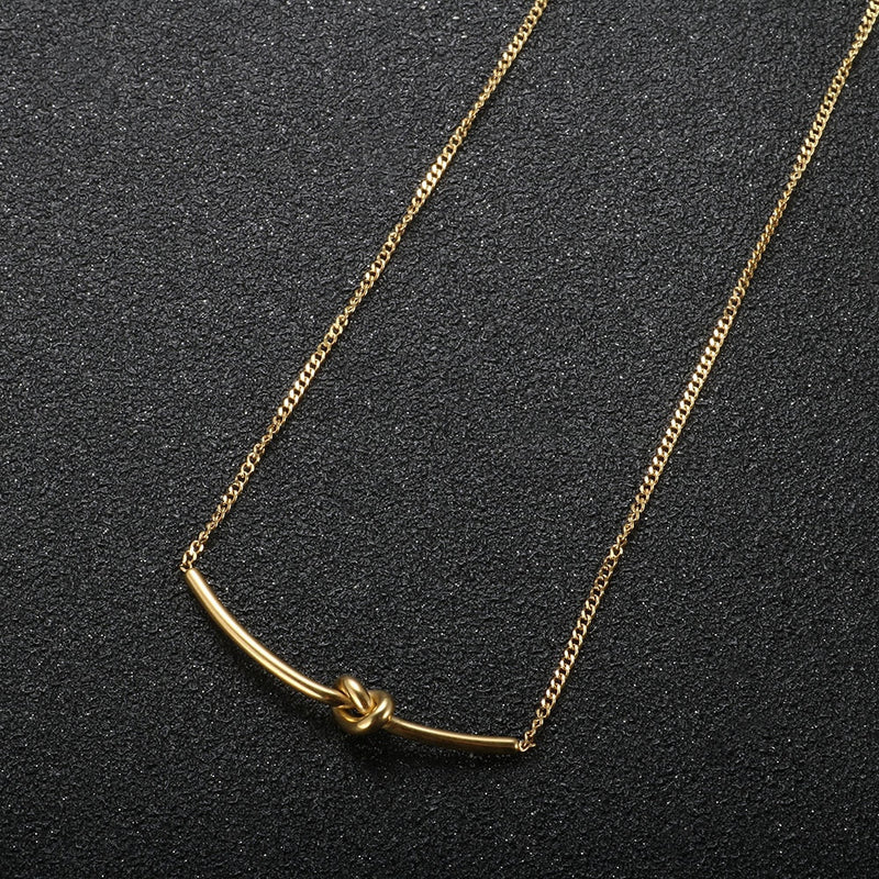 Knot Necklace 18k Gold Plated