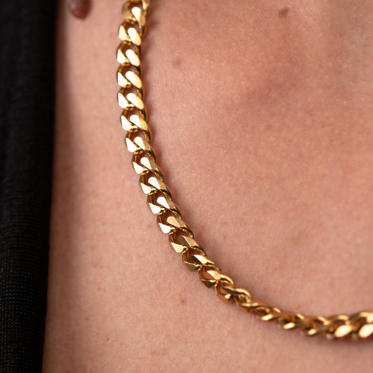 Selenza Cuban Link Necklace 18k Gold Plated