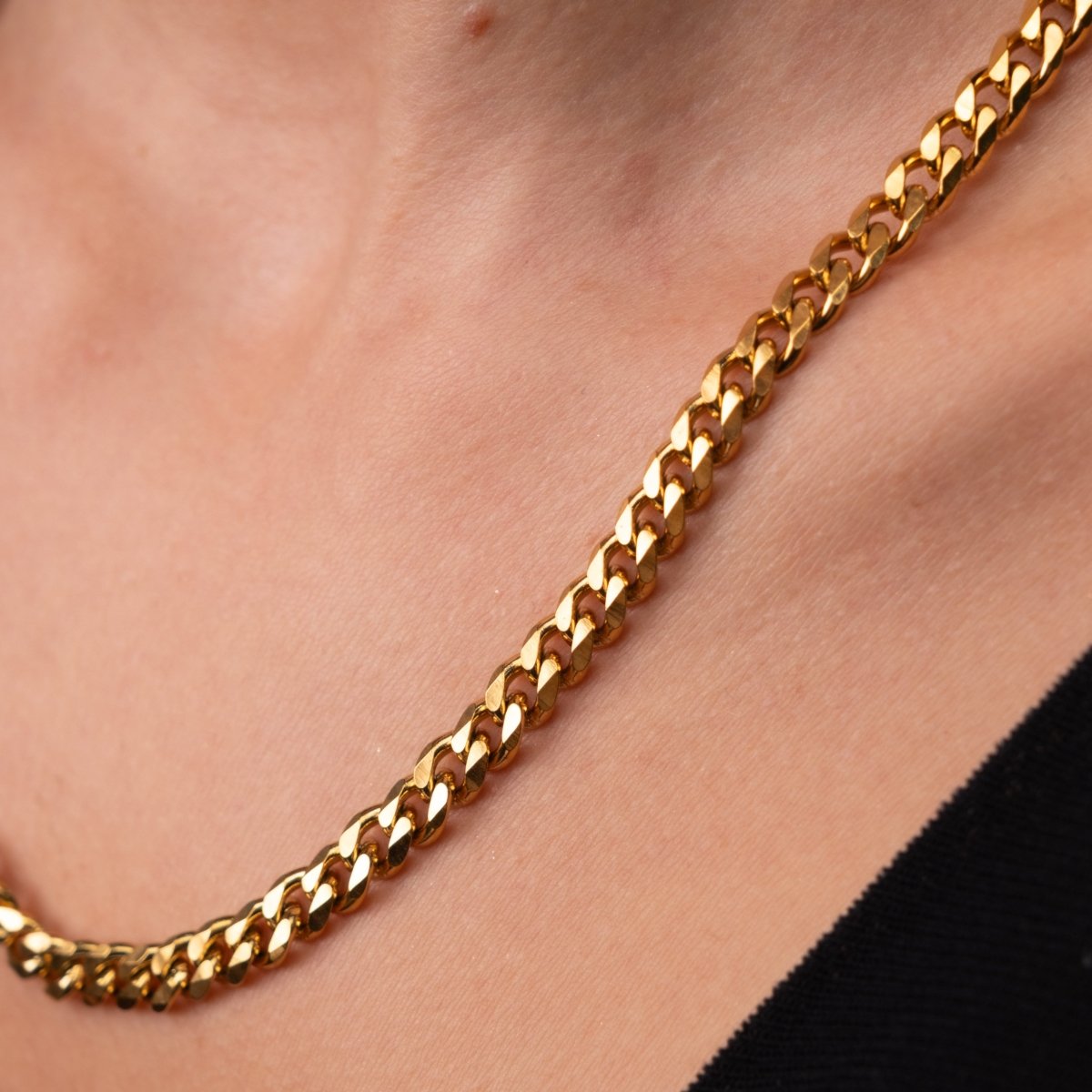 Selenza Cuban Link Necklace 18k Gold Plated