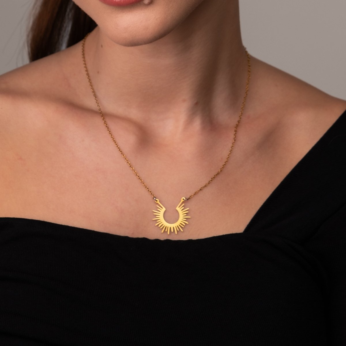 Spike Pendant Necklace 18k Gold Plated